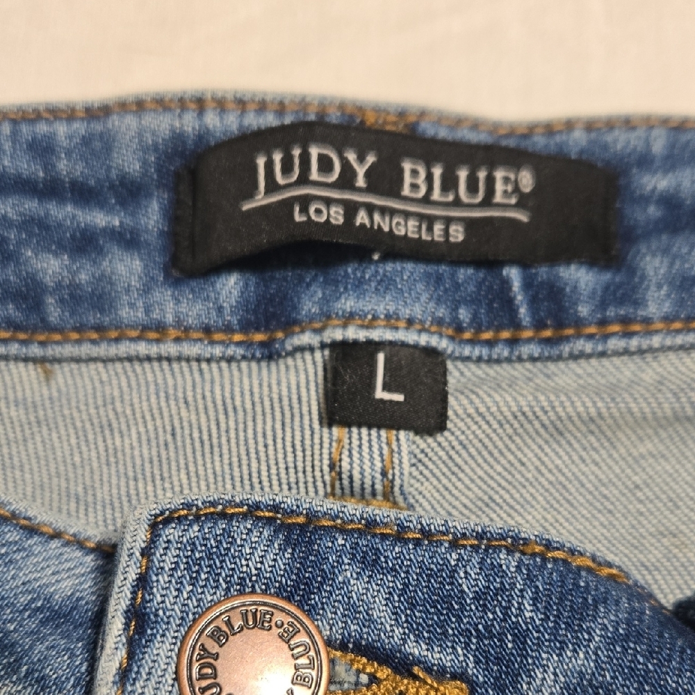 Judy Blue Ripped Blue Jean Shorts - Picture 4 of 4